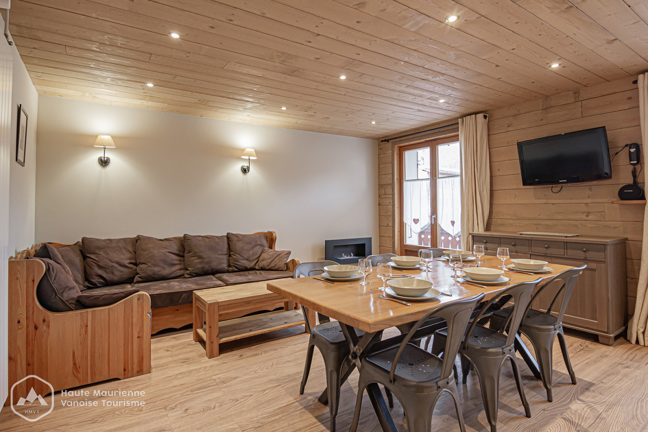 © haute maurienne vanoise bessans chalet le mont iseran appartement 2 location 6 personnes - HMVT