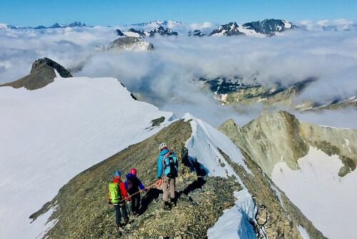 En route vers les sommets avec un guide