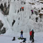 © Venez pratiquer l'escalade sur cascade de glace à Bessans - Régis Burnel