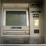 Cash dispenser - FR3 Région - creative commons