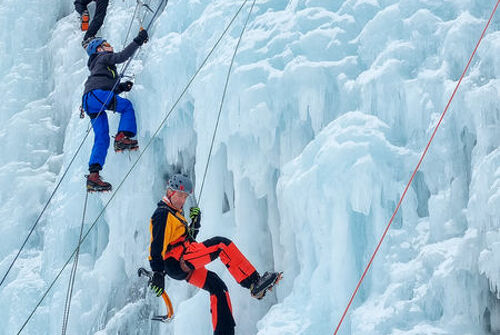 Initiation et perfectionnement à l'escalade sur glace