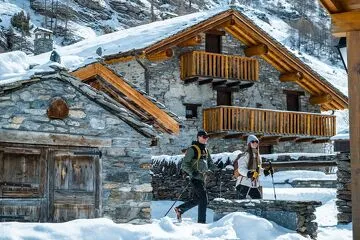 Nordic walking hamlet of Villaron in Bessans - Matteo Challes - OTHMV