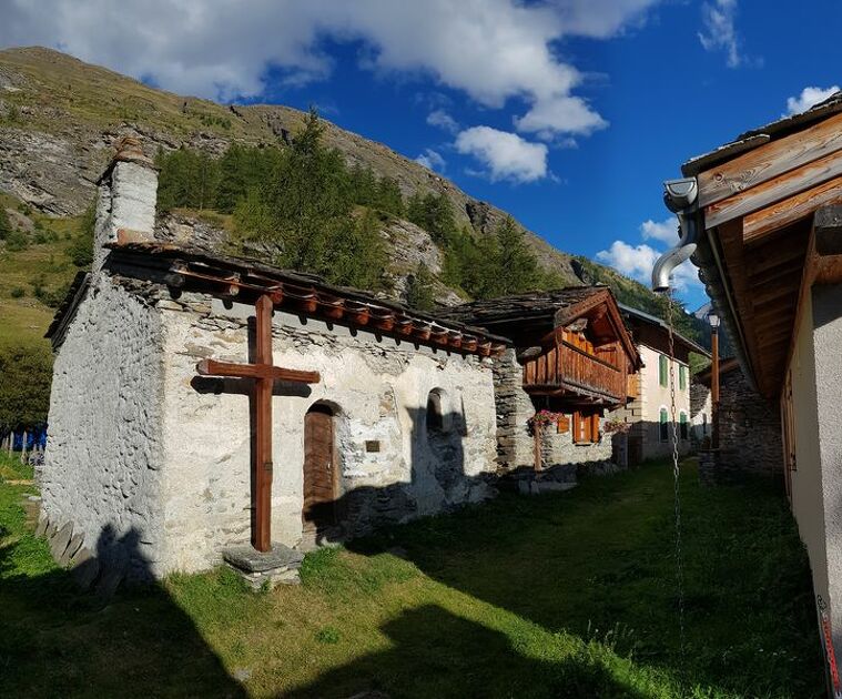 © Chapelle St Anne au hameau de la Goulaz à Bessans - B. Filliol - OT HMV