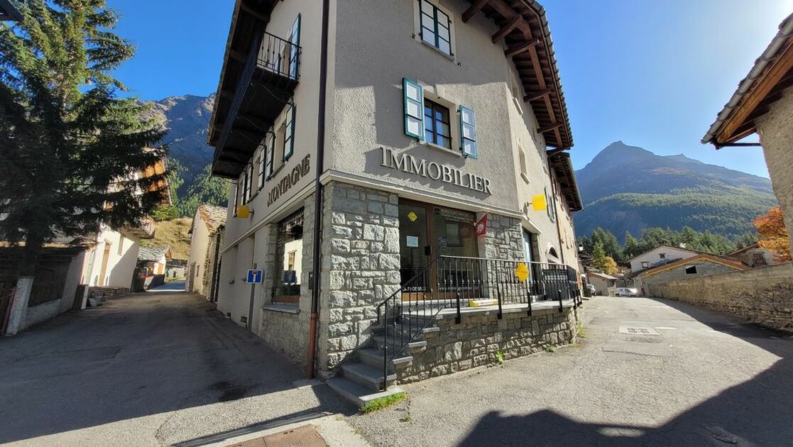 © Agence Montagne Immobilier à Bessans - I. Villain