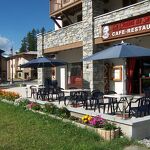 © restaurant-bessans-seraphin-terrasse - Chalet de Seraphin