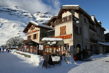 © hotel-la-vanoise-bessans - clappier