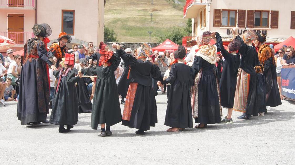 Traditional August 15th festival in Bessans - JY.Gallerand