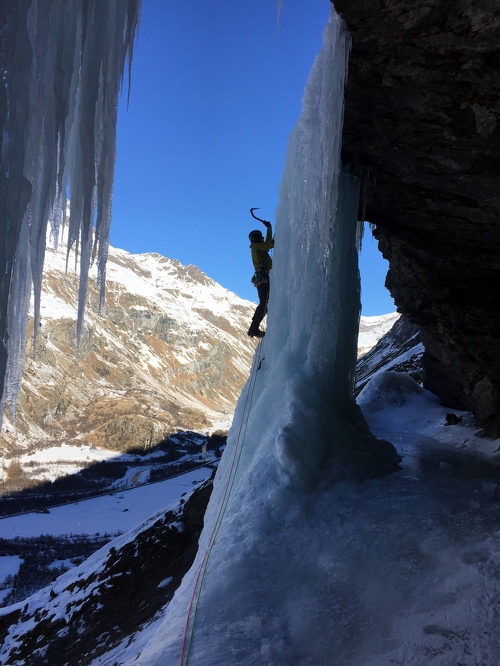 Initiation et perfectionnement à l'escalade sur glace