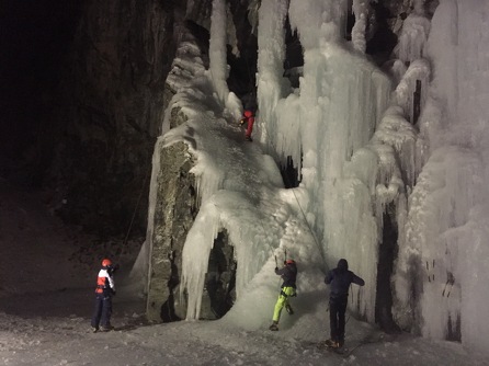 Initiation et perfectionnement à l'escalade sur glace