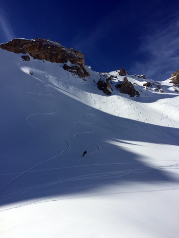 © Ski hors piste avec le Bureau des Guides de Bessans - Laurent Boniface
