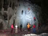 © Initiation à la cascade de glace avec Altitude à Bessans - Upguides