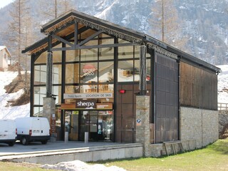 © bessans-commerce-sherpa-superette - Haute Maurienne Vanoise Tourisme - Caroline Royer