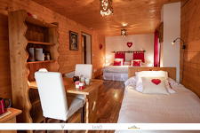 © Chambres d'hôtes "Chez Mamie Anna" à Bessans - LICHÔ / Yannick Bellissand