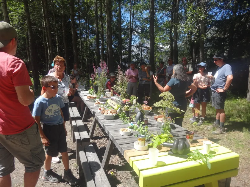 © Crépuscule gourmand à Bessans : la balade qui remplace le diner !_Bessans - Fondation Facim
