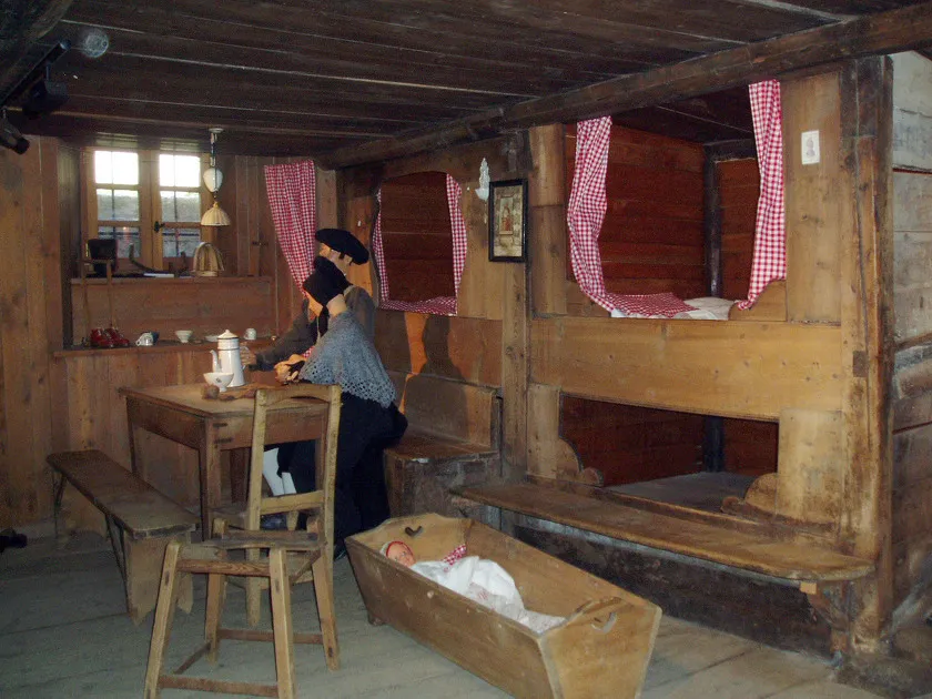© Visite de l'Erablo, habitat traditionnel - OTHMV