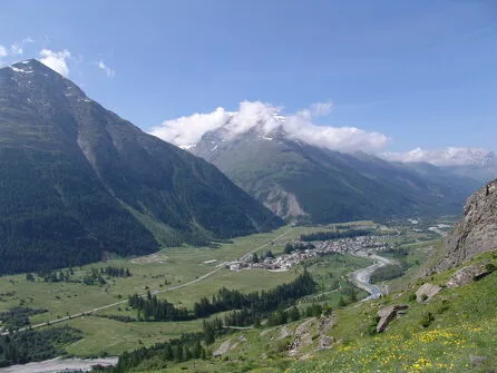 Balade à pied dans la plaine de Bessans