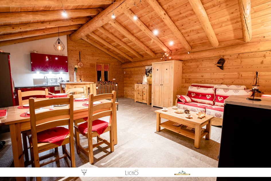 © bessans-parrour-laurent - LICHÔ et ©Yannick Bellisand