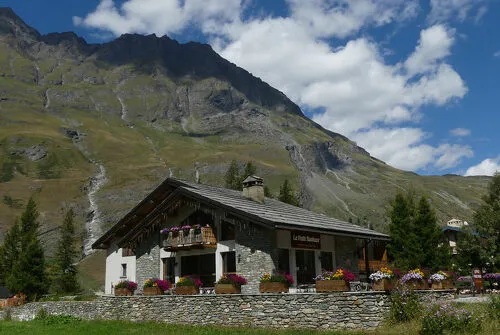 Le Petit Bonheur Bar