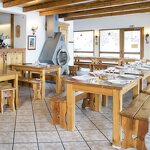 © bessans-salle-bar-restaurant-gite-petit-bonheur_studio-viard - Studio Viart